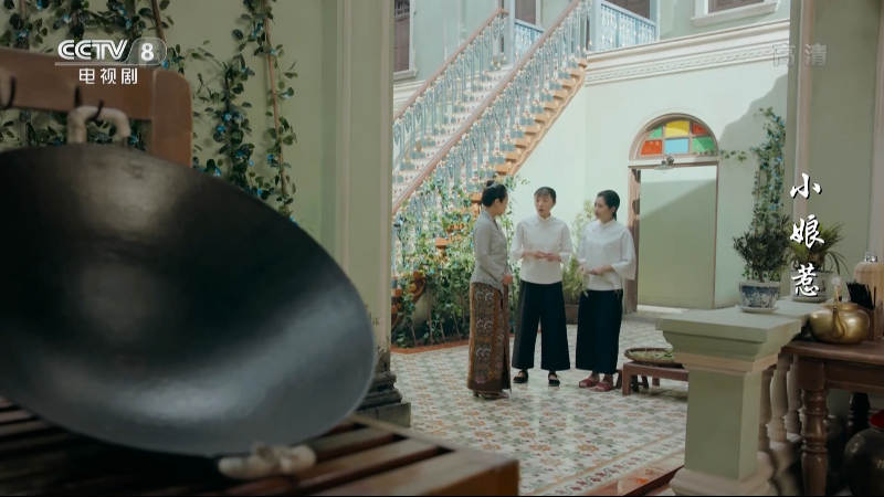 [С].The.Little.Nyonya.2020.S01E01.1080i.HDTV.H264.MP2-PTerTV.ts_1667307702309.png